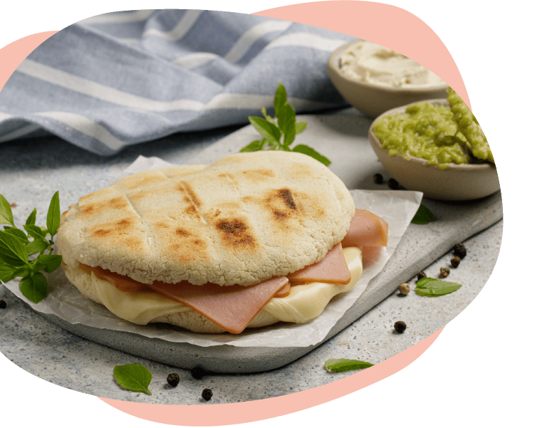 Receta de arepas con jamón y queso