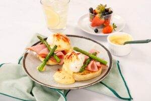 Receta con atún y huevos benedictinos